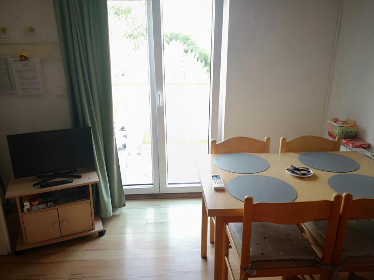 Apartment Samanta Šišan Bagian luar foto